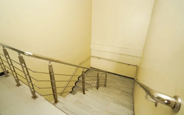 OYO 1330 Hotel Cahaya 3