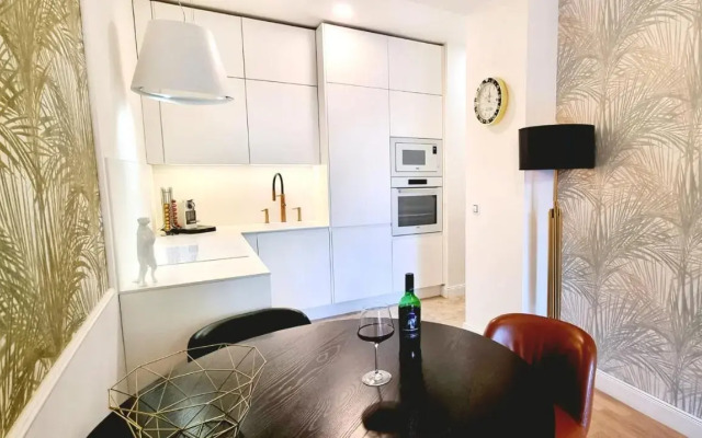 Amazing flat with garden, Vinohrady near center