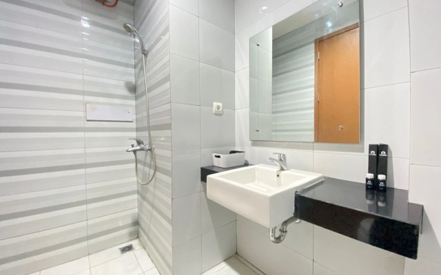 Pleasant 1Br Deluxe At Dago Suites Apartment Near Itb