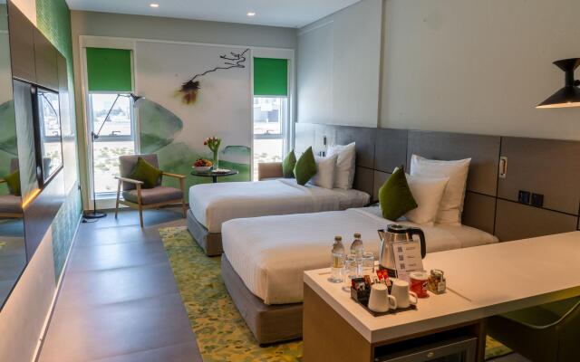 Al Khoory Courtyard Hotel