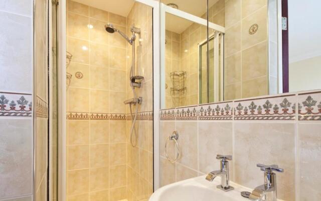 Burbage Holiday Lodge Apartment 4
