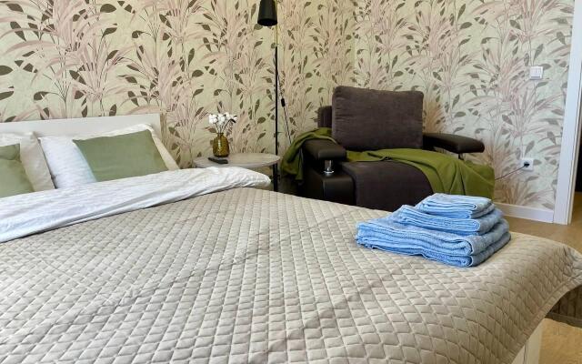 Apartments on the territory of Gusarskaya 4