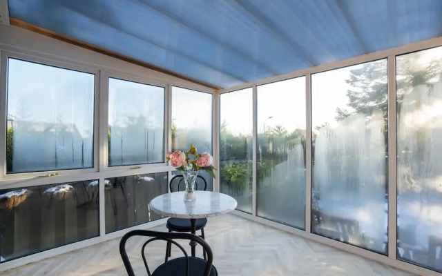 Comfy 3 Bed House - Free Parking