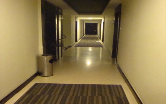 J Hotel