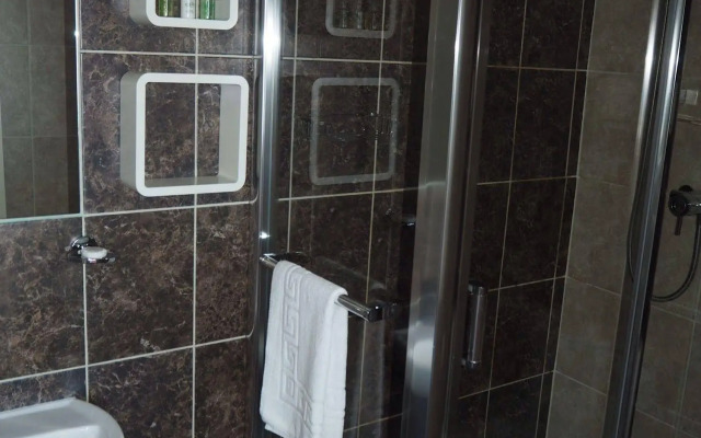Swn Y Mor Hotel