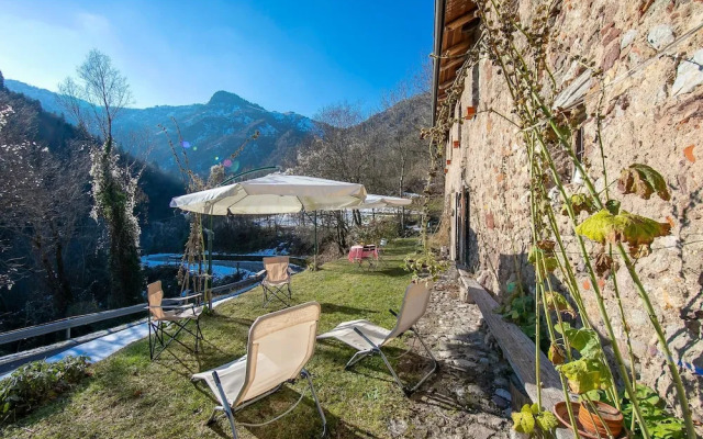 Le Fratte Sport and Relax in Hilly Area