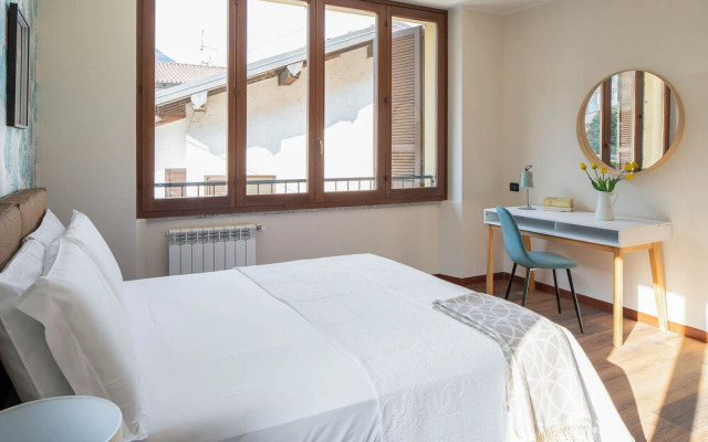 Holiday Apartment 10- San Siro lake Como