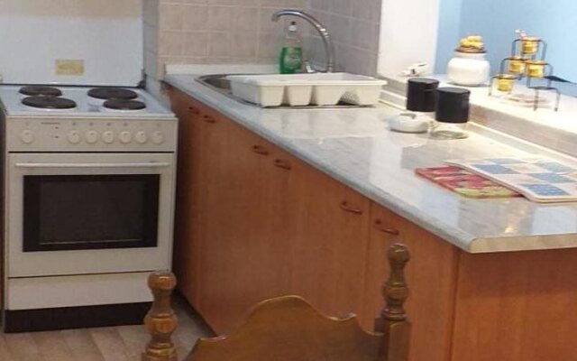 Aliki's Apartments