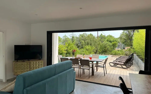 Attractive Villa With Private Pool