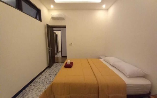 Rumah WJ Room and Suites
