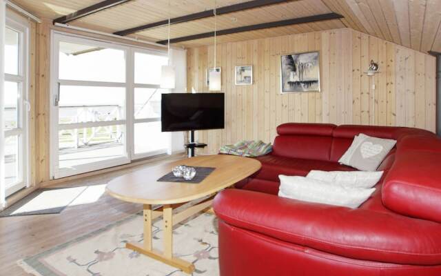 Pleasant Holiday Home in Hemmet With Whirlpool