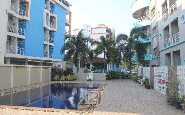 Lomsabai Apartments