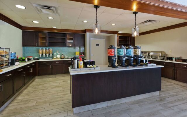 Homewood Suites by Hilton Chesapeake-Greenbrier