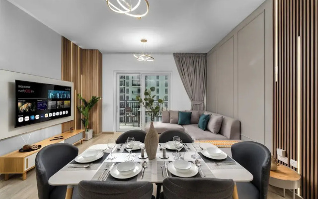 Luxe Ventures Waters Edge Haven