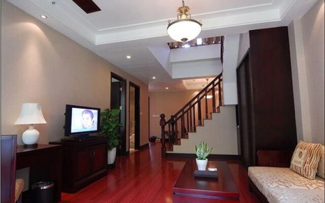 West Lake Hillview International