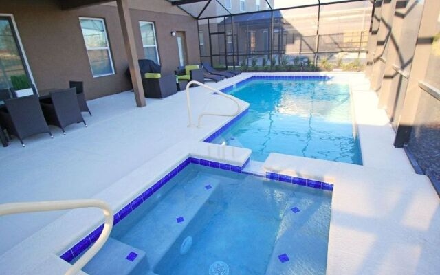 5 Bedrooms Vacation Homes by RedAwning