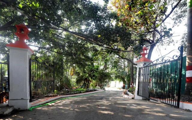 OYO 24335 Pali Village Resort