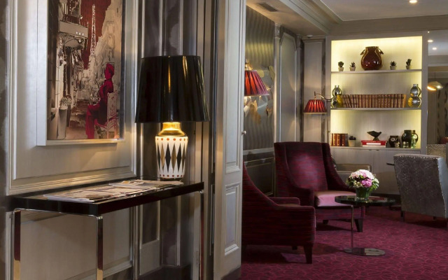 Elysees Union Hotel