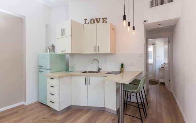 1B Patio beach house premium location w/2 balcony