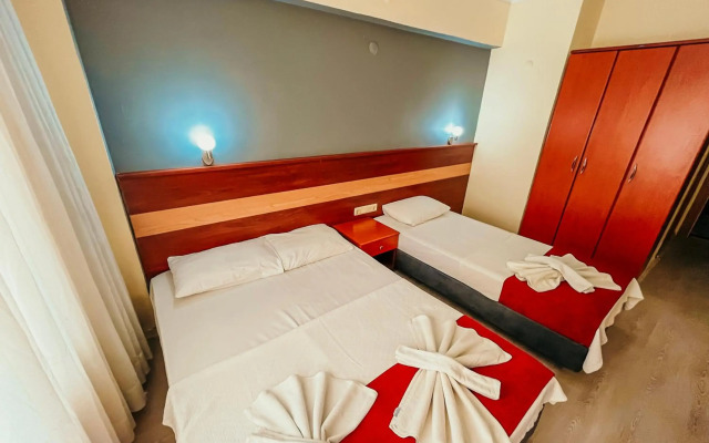 Hotel First Class