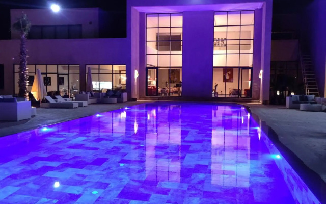 Sumahan Suites & Spa