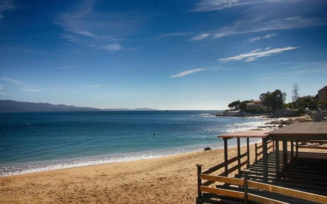 Appartement Ajaccio, 1 pièce, 2 personnes - FR-1-61-520