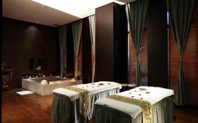 Shenzhen Castle Golf Hotel