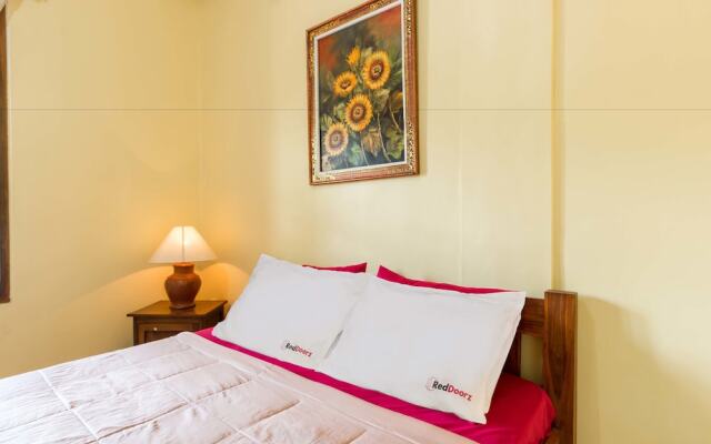 RedDoorz near Duyung Beach Sanur