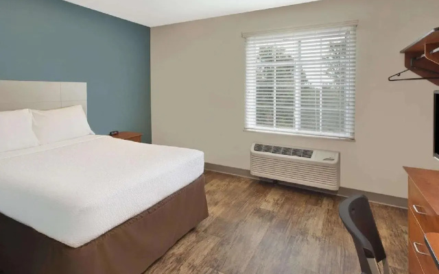 WoodSpring Suites St Louis St Charles
