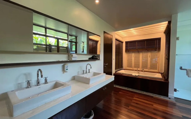 Amatapura Beach Villa 1