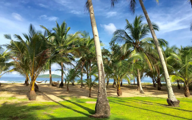 Villa Verde Safari and Pagi Dive Center