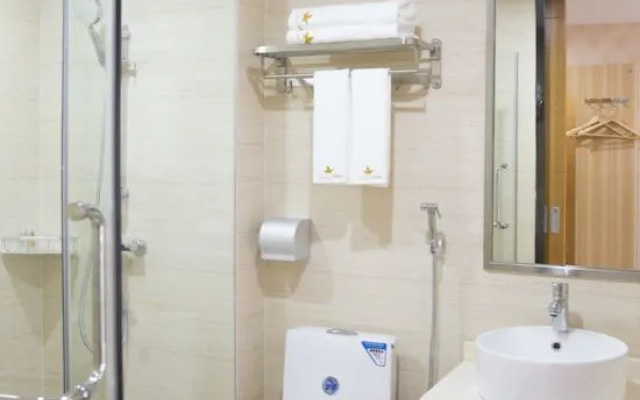 Guangzhou Jinfeng Apartment