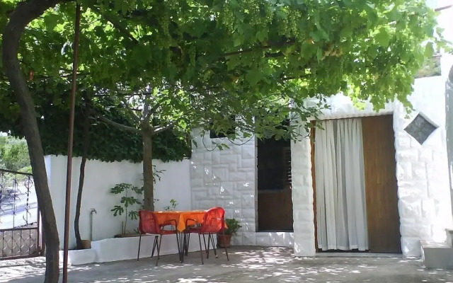 Marino - Large Terrace - A1