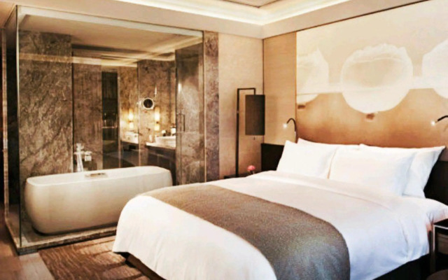 Jinhua Jinlongge Fashion Hotel