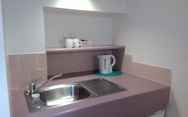 Tamwell Motel and Coffee Lounge