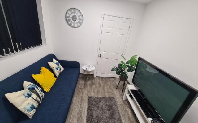 West Street 3-Bed 3-Ensuite Apartment Leicester