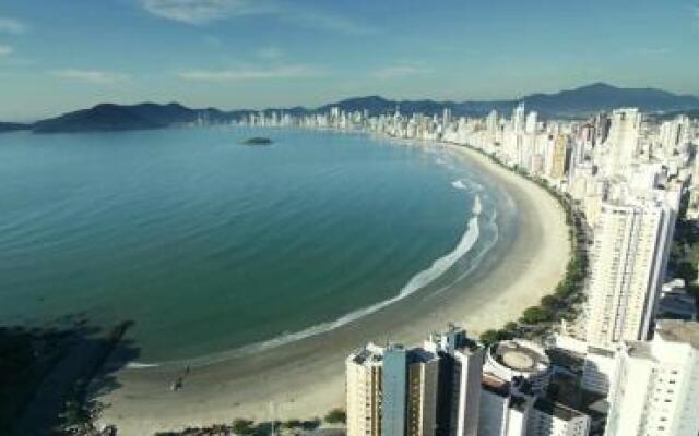 Lindo Apto Central Com Garagem