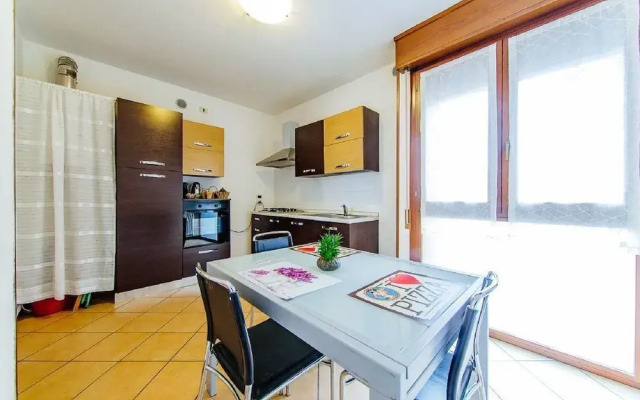 Romy charmy flat