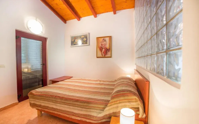 Apartment Nada / One Bedroom