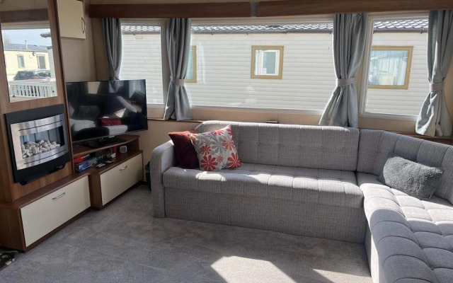 2 Bed Caravan Pets go Free at Heacham Beach