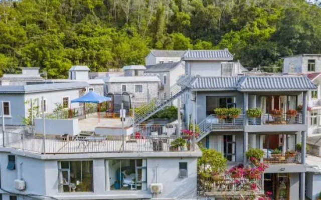 Shenzhen Hua Zhu Xiao Yuan HomestaShenzhen Sha Yu Yong Hua Zhu Xiao Yuan Homesta