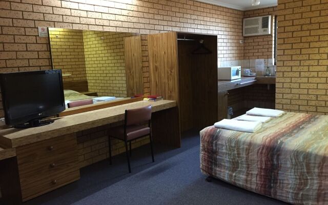 Lakeview Motel