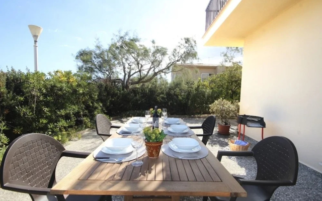 Mallorca Beach front line house 6 pers