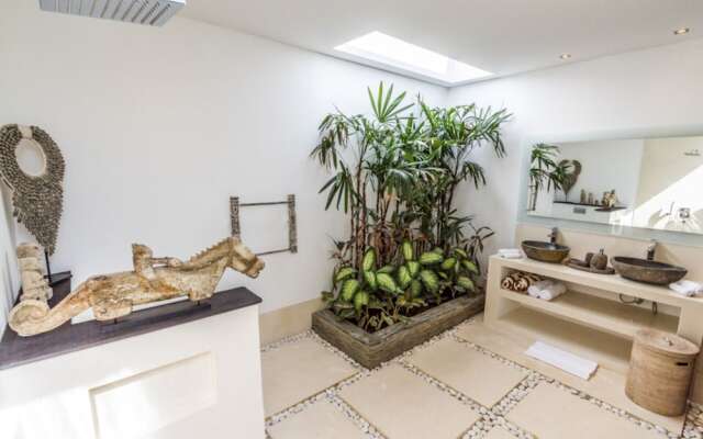 Private Villa in Seminyak 1156