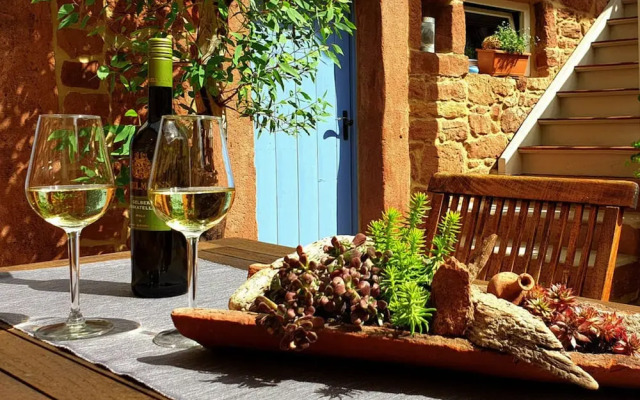 Ferieheisel - Everything, Except Usually!