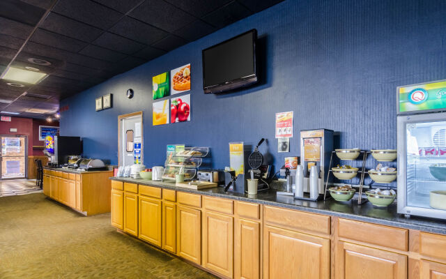 Quality Inn & Suites Salina