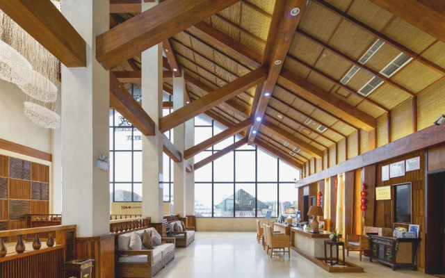 Shanjingcheng Holiday Hotel