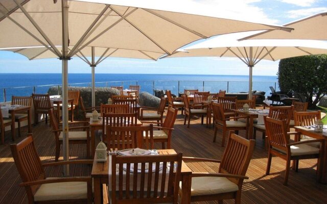 Madeira Regency Cliff