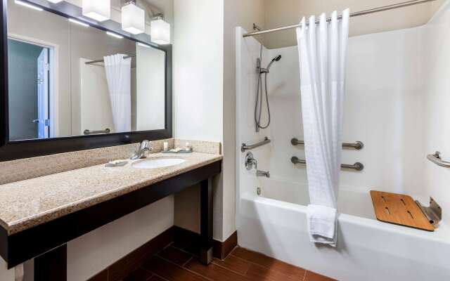 La Quinta Inn & Suites by Wyndham Roswell