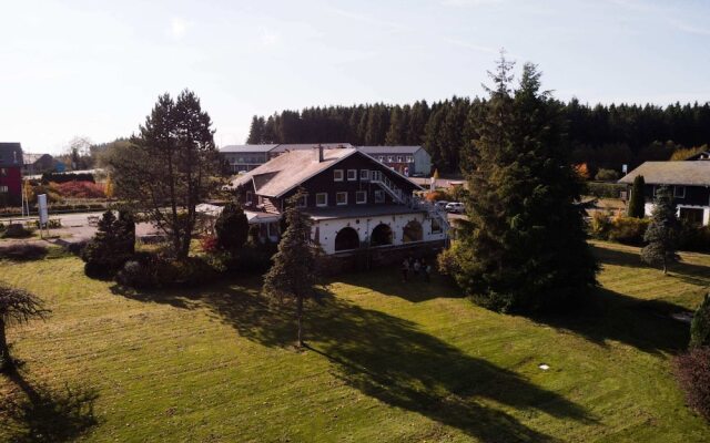Spacious Holiday Home in Vielsalm near Baraque de Fraiture